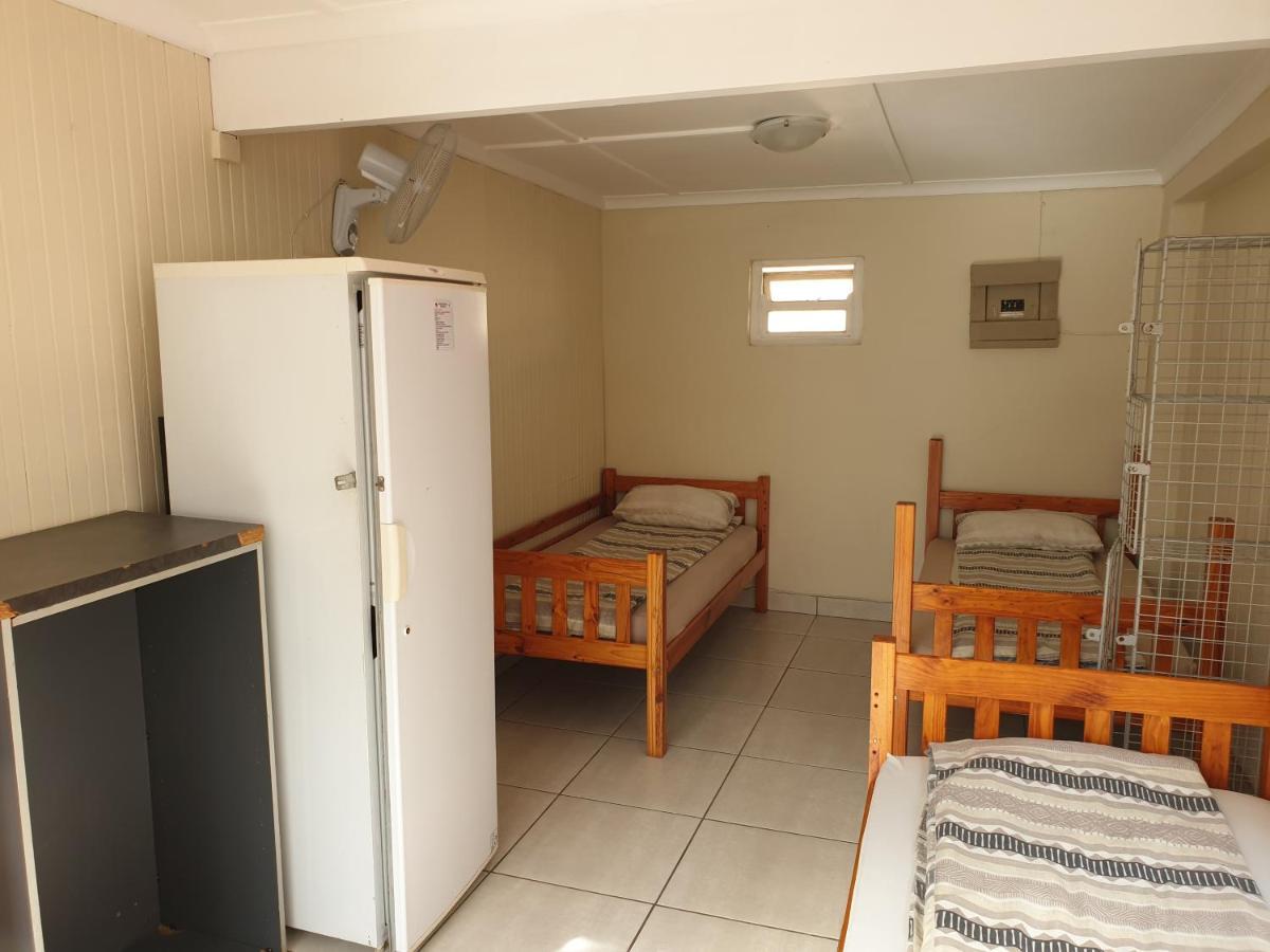 Amakaya Backpackers Travellers Accommodation Plettenberg Bay Exterior foto