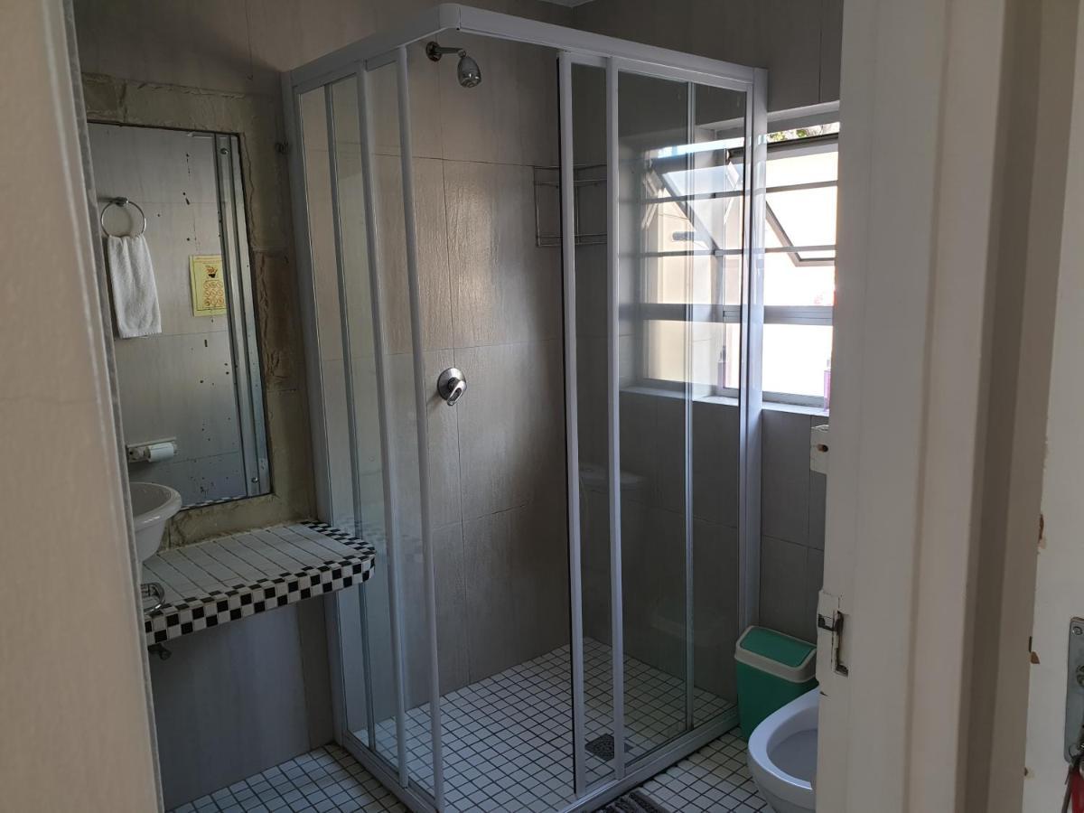 Amakaya Backpackers Travellers Accommodation Plettenberg Bay Exterior foto